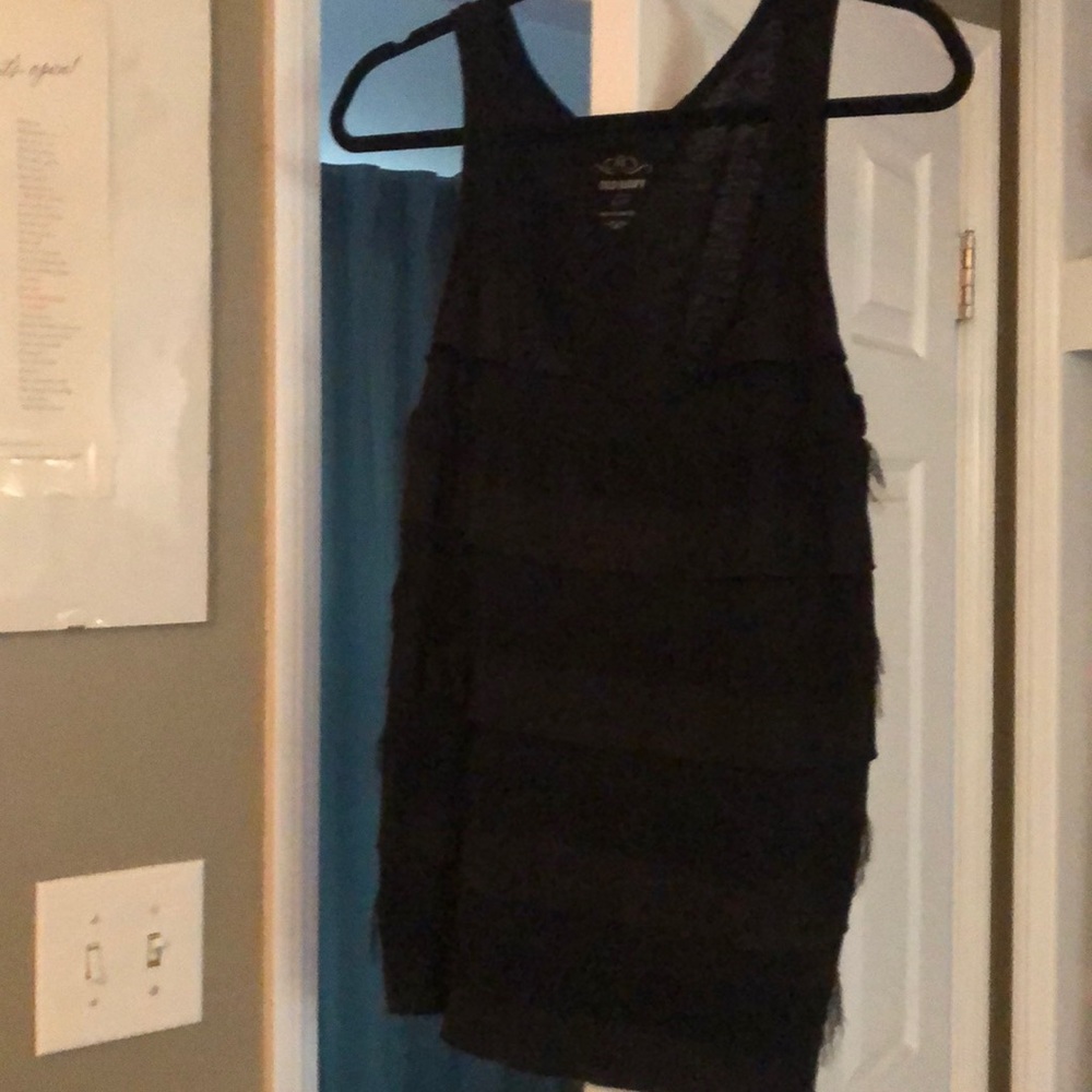 Fringed Tank